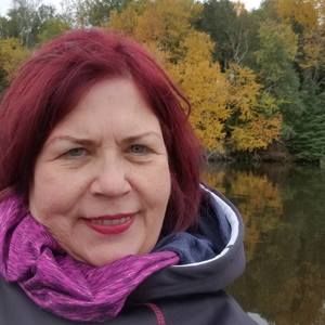 Meet your Posher, Anita